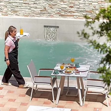 Eliza By Panel Hospitality 4*